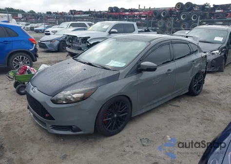 2014 Ford Focus z USA, uszkodzony, nr VIN 1FADP3L93EL405113
